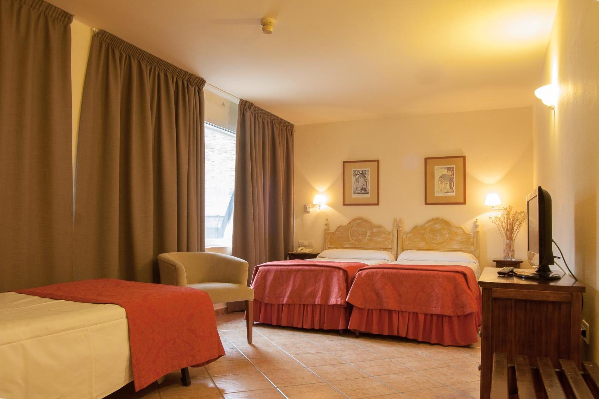 Hotel Telecabina Сьєрра-Невада Номер фото